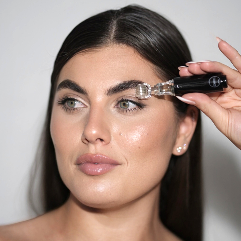 IZABELL ROLLER - Roller for eyebrow regrowth