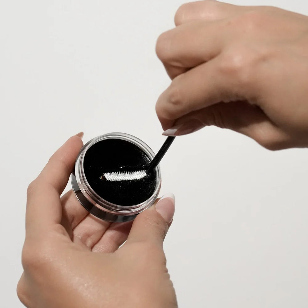 Izabell Brow Wax